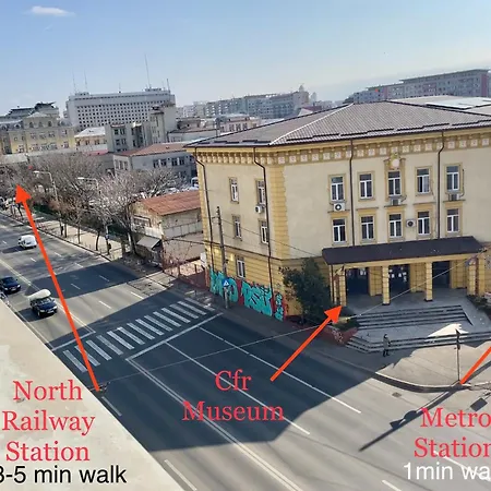 2 Vis-a-vis - Gara De Nord Bukurešť