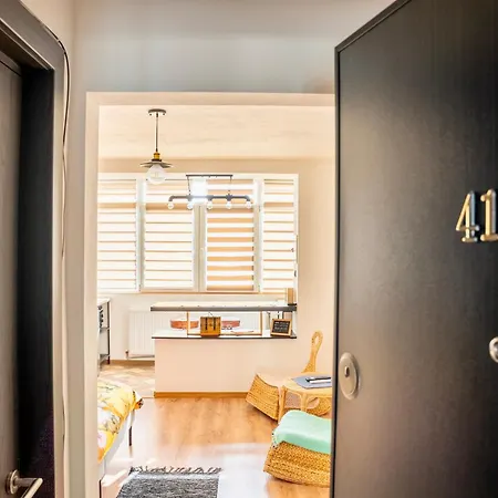 Appartement 2 Vis-a-vis - Gara De Nord Boekarest